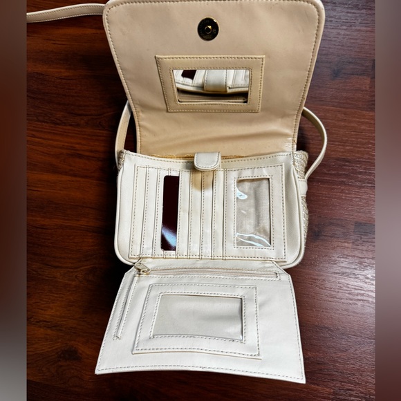 Vintage Etienne Aigner Cream Woven Crossbody Bag With Built In Wallet Organizer - Picture 2 of 13